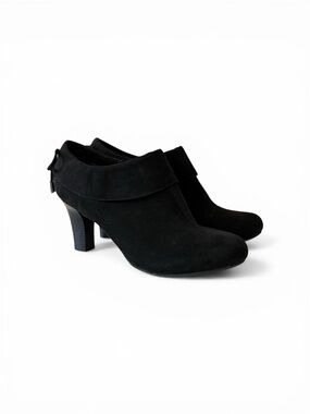 Coach And Four Black Suede Booties Heels Ankle Tie Round Toe